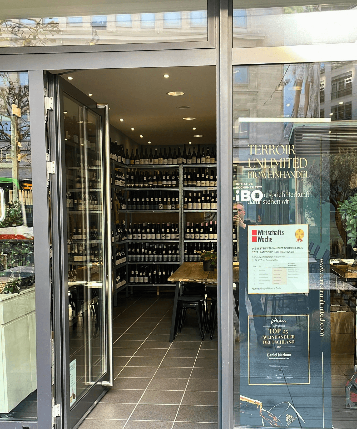 Eingang Terroir Unlimited Massenbergstraße 1, 44787 Bochum